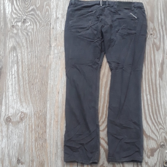 Cult of Individuality distress rip jean - Picture 6 of 15